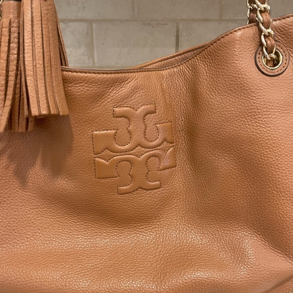Tory Burch Brown Gold Chain Leather Shoulder Bag - Picture 2 of 10